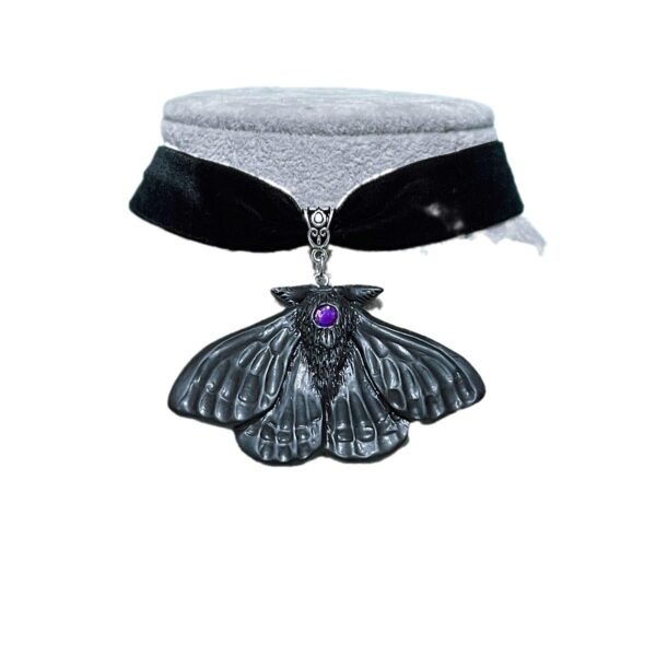 Gothic-style Vintage Black Moth Velvet Choker Necklace - Halloween Necklace